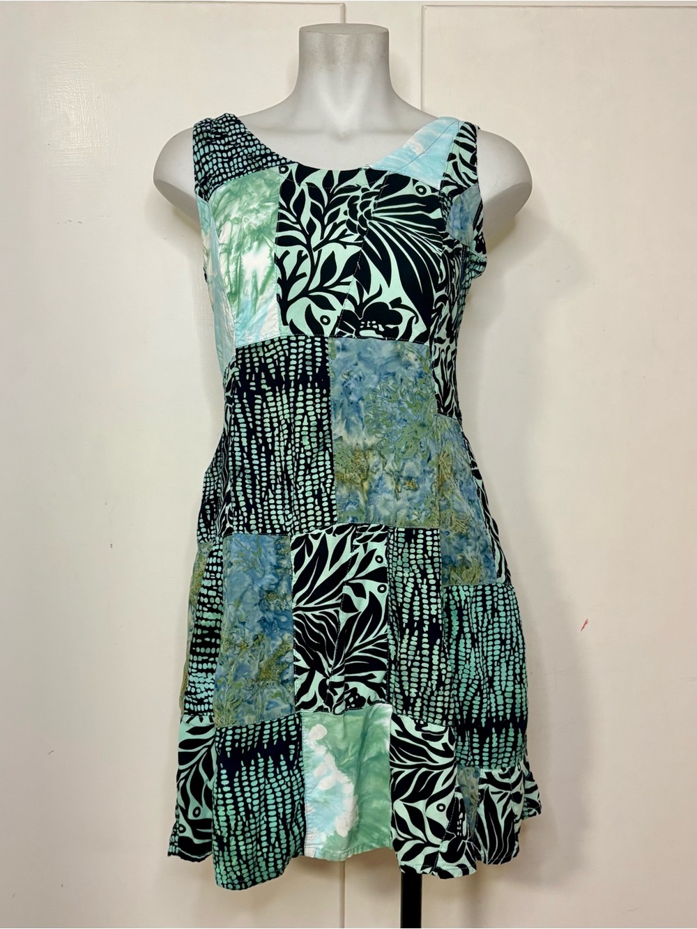 Vintage 90s/Y2K Rayon Patchwork Boho Mini Dress
